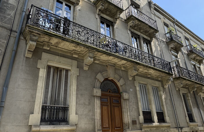 Nîmes - Quartier Carnot : Superbe appartement P4 entièrement — photo 5