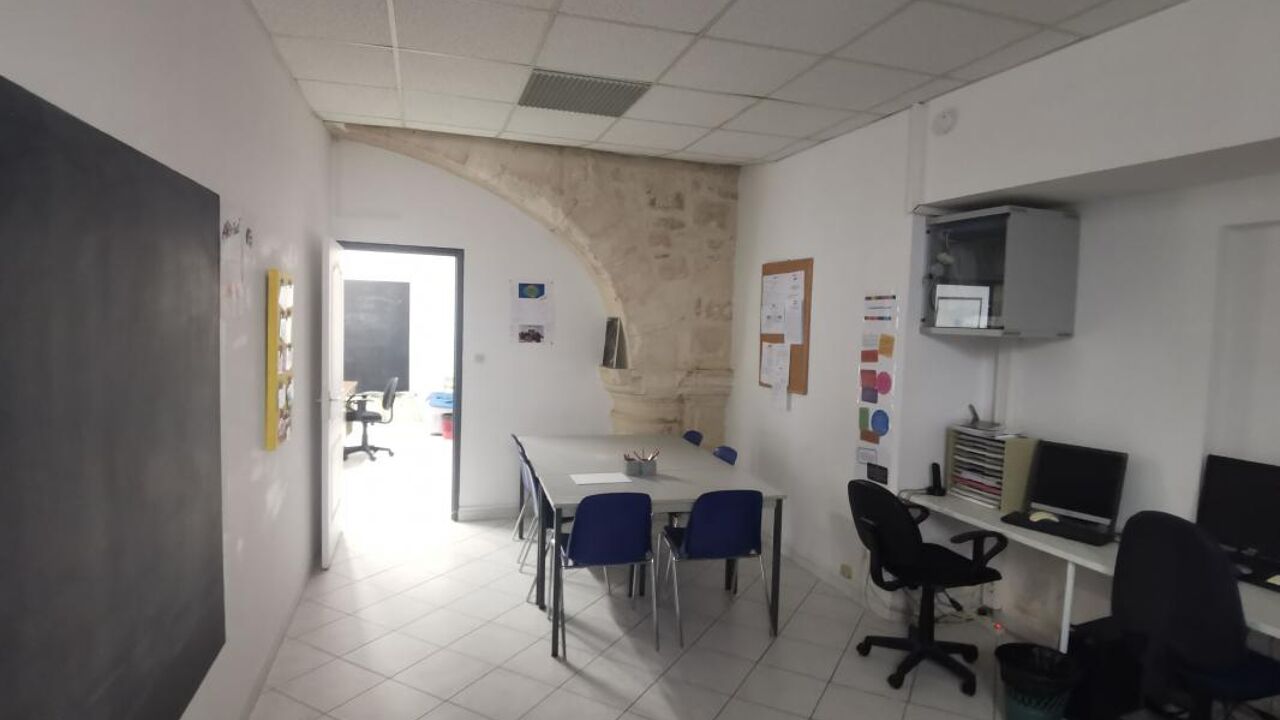 commerce  pièces 69 m2 à vendre à Beaucaire (30300)