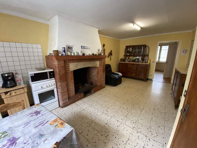 Maison de village de 109m2 avec extérieur et  deux garage — photo du bien