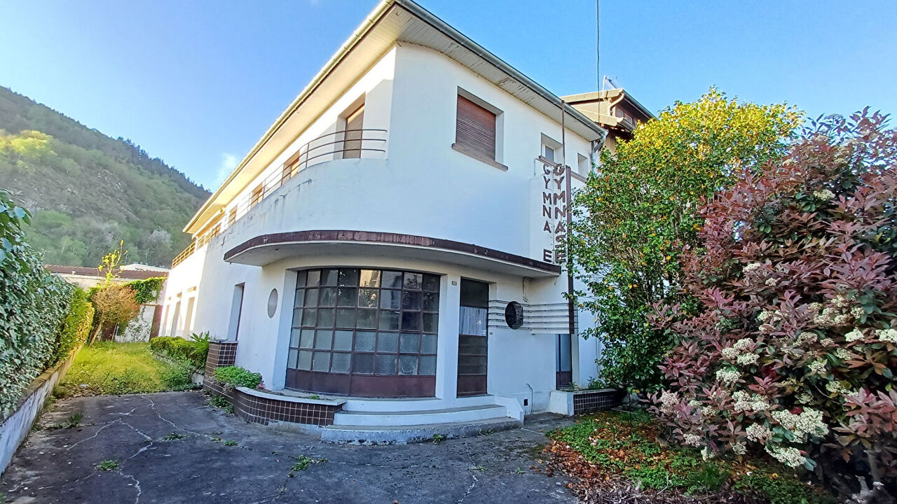 maison 6 pièces 255 m2 à vendre à Lourdes (65100)