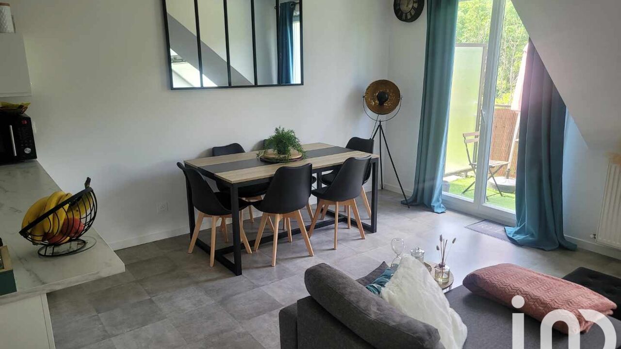 appartement 2 pièces 40 m2 à vendre à Nandy (77176)