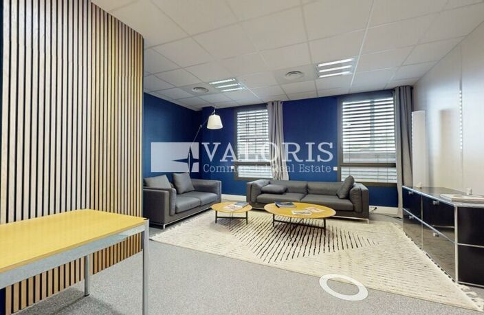 BUREAUX à LOUER — photo 2