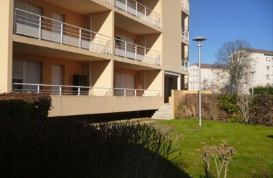 location appartement 565 € CC /mois à proximité de Arros-de-Nay (64800)