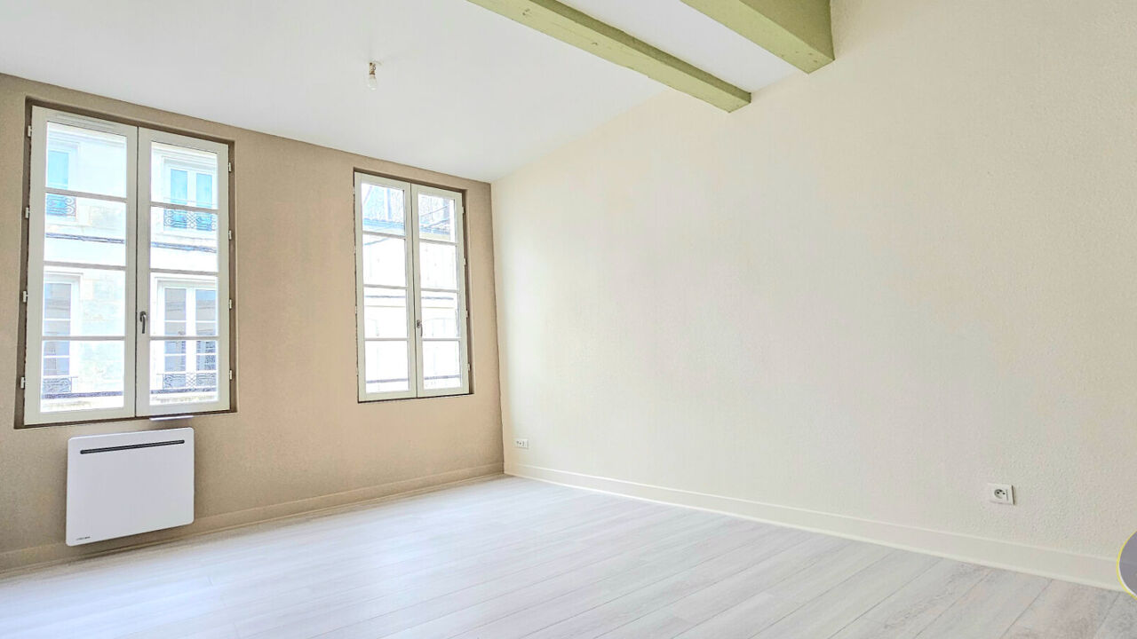 appartement 2 pièces 40 m2 à vendre à Saintes (17100)