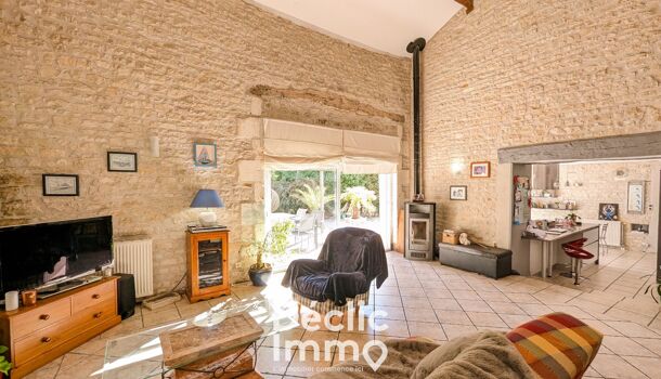Villa / Maison 7 pièces  à vendre Saint-Amant-de-Boixe 16330