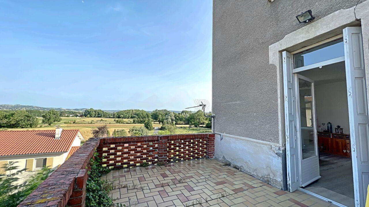 immeuble  pièces 140 m2 à vendre à Saint-Cyprien (42160)