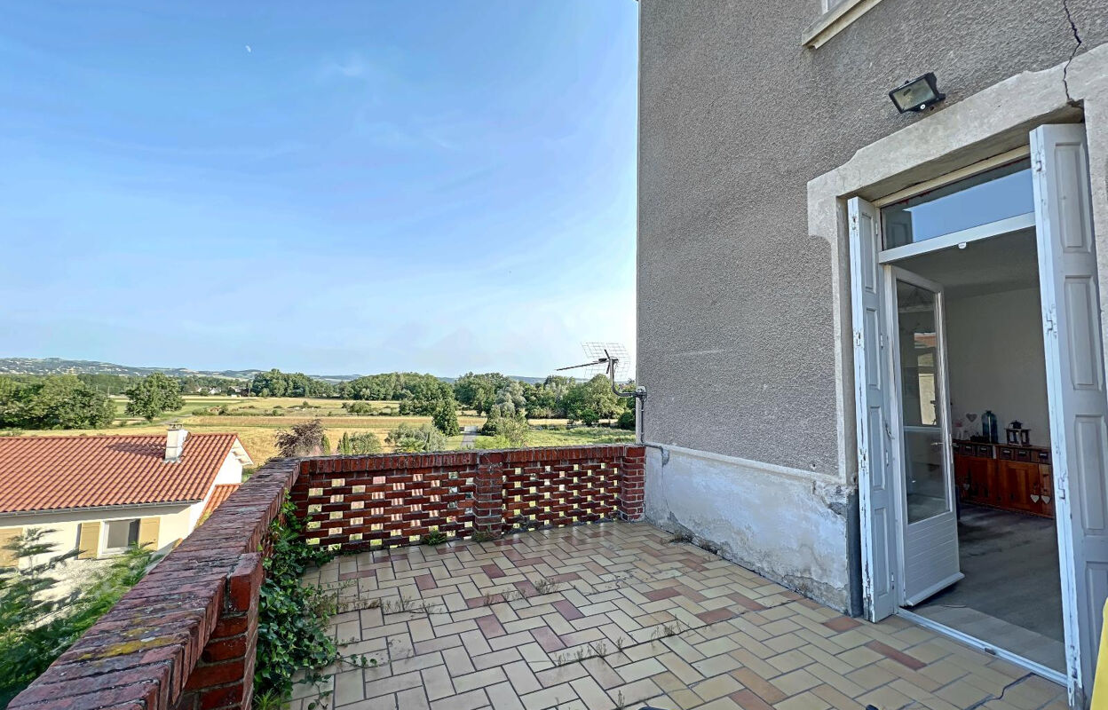 immeuble  pièces 140 m2 à vendre à Saint-Cyprien (42160)