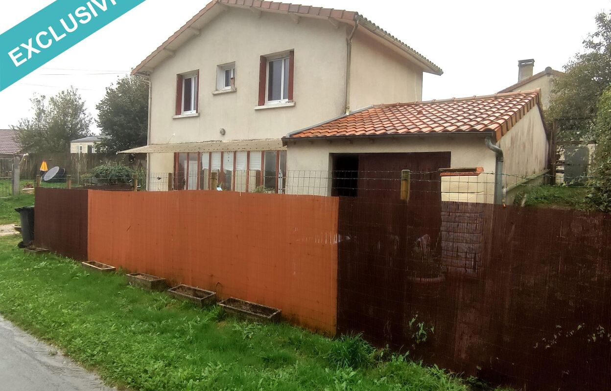 maison 3 pièces 60 m2 à vendre à Saint-Saud-Lacoussière (24470)