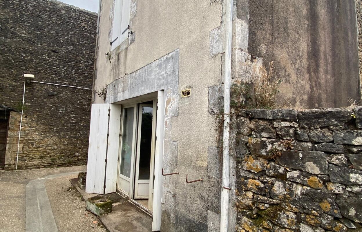 maison 3 pièces 130 m2 à vendre à Champdeniers (79220)