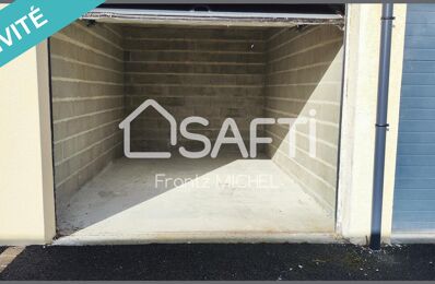 vente garage 24 500 € à proximité de Saint-Aubin-sur-Mer (14750)