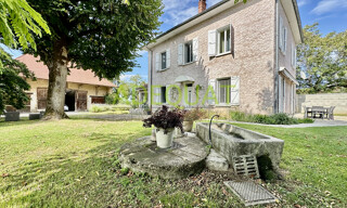 Maison 11 Pièces 265 m² à vendre à Les Abrets en Dauphiné (38490)
