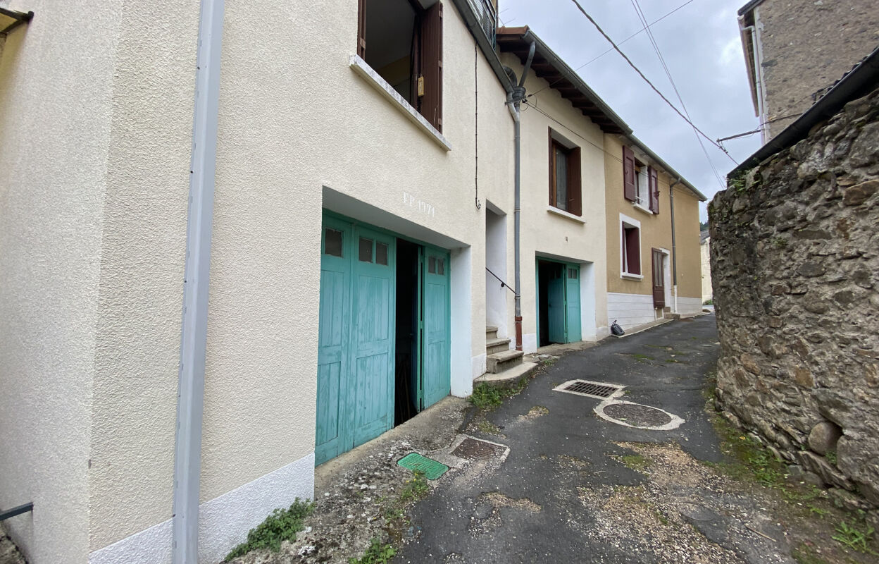 maison 6 pièces 109 m2 à vendre à Saint-Jean-du-Bruel (12230)