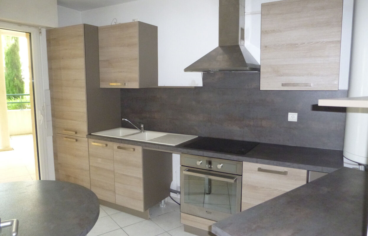 appartement 3 pièces 68 m2 à louer à Nîmes (30000)