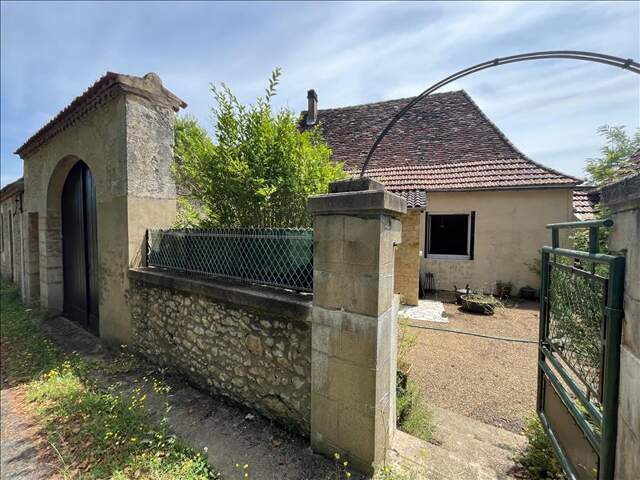 Maison de bourg de 3 pièces principales — photo du bien