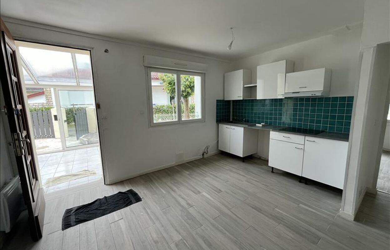 maison 10 pièces 137 m2 à vendre à Monsempron-Libos (47500)