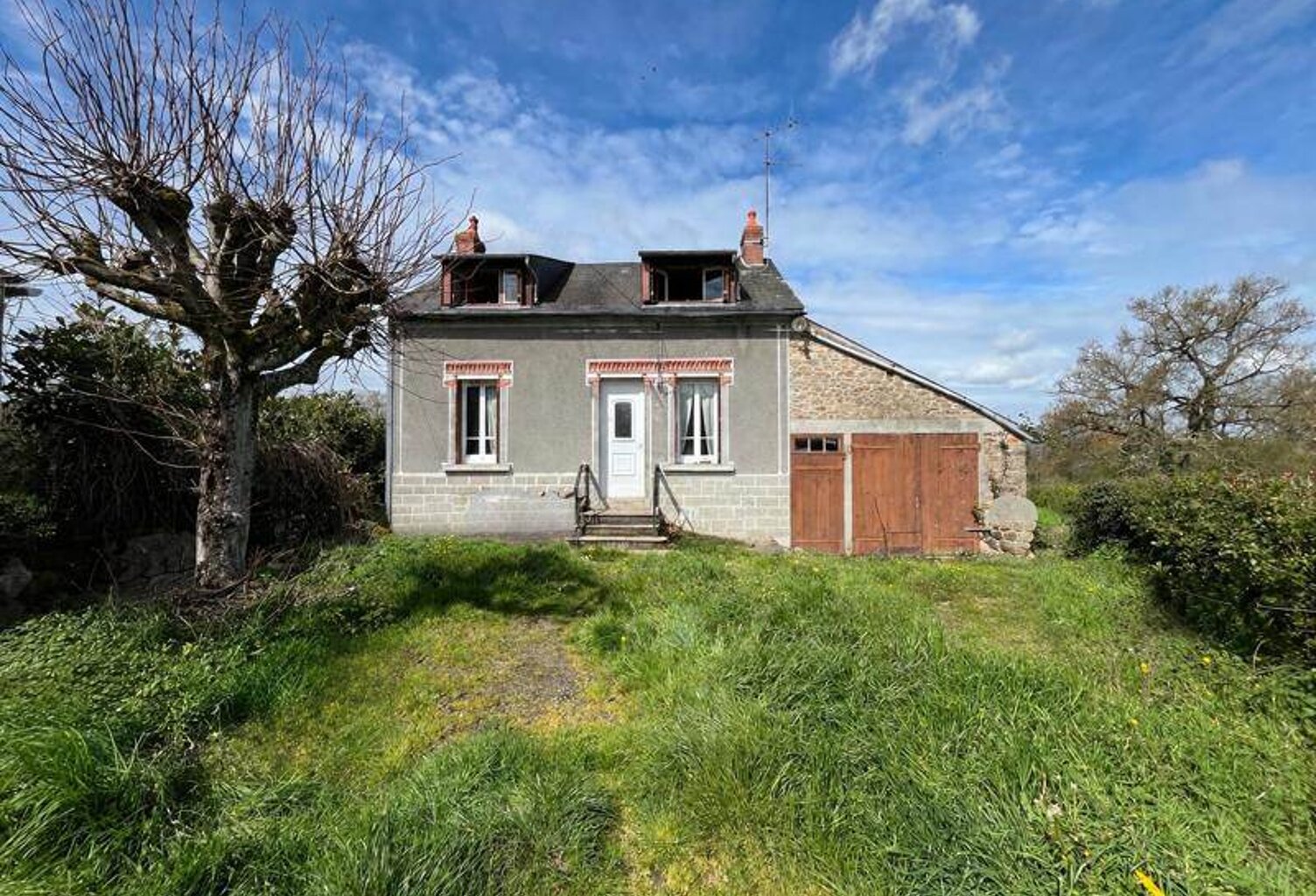 Maison de bourg de 4 pièces principales — photo 1
