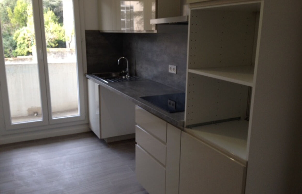 appartement 3 pièces 69 m2 à louer à Marseille 8 (13008)