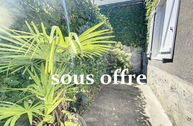 vente immeuble 109 000 € à proximité de Idron (64320)