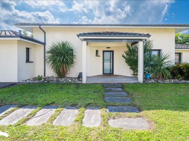 Contemporaine de 7 pièces principales — photo du bien