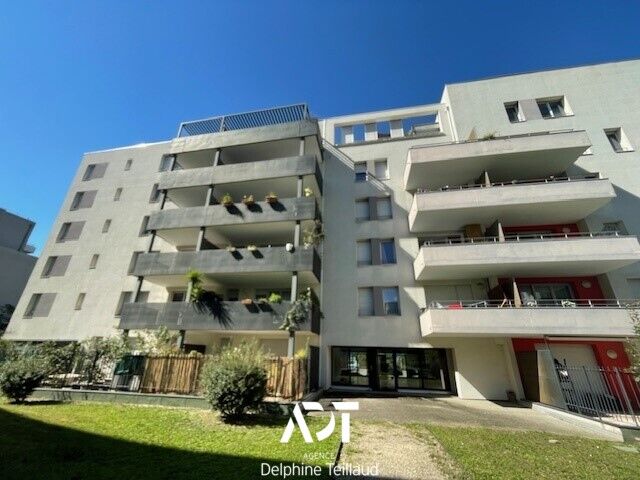 Appartement 4 pièces  à vendre Grenoble 38100