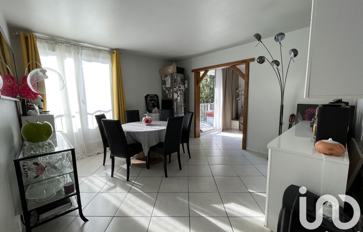 appartement 5 pièces 77 m2 à vendre à Athis-Mons (91200)