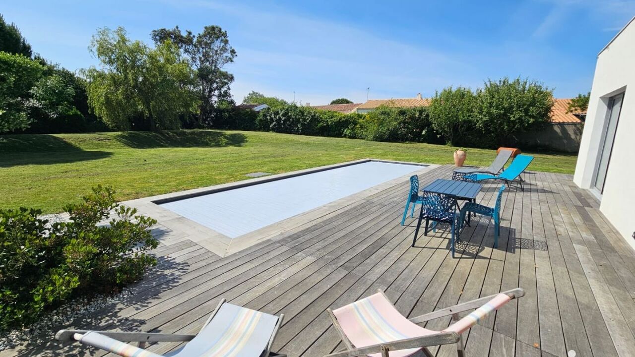 maison 6 pièces 182 m2 à vendre à Chateau-d'Olonne (85180)