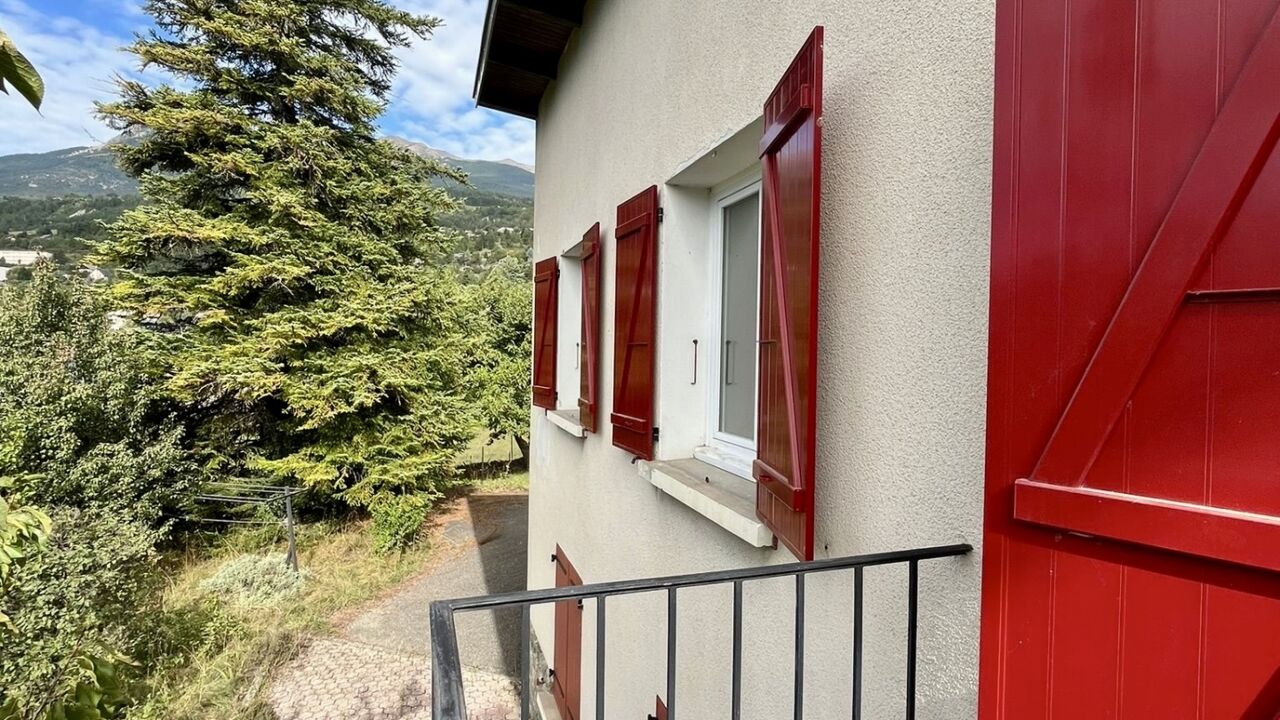 maison 4 pièces 79 m2 à vendre à Embrun (05200)