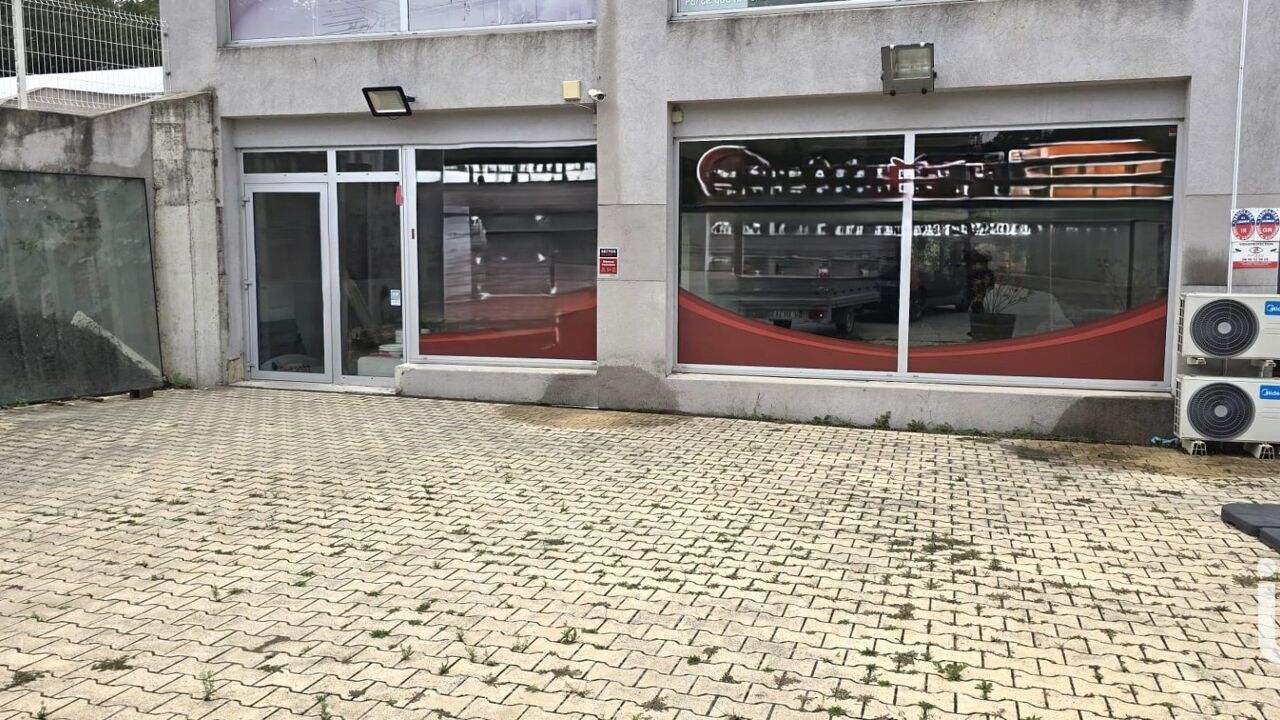 commerce  pièces 200 m2 à louer à Aubignan (84810)