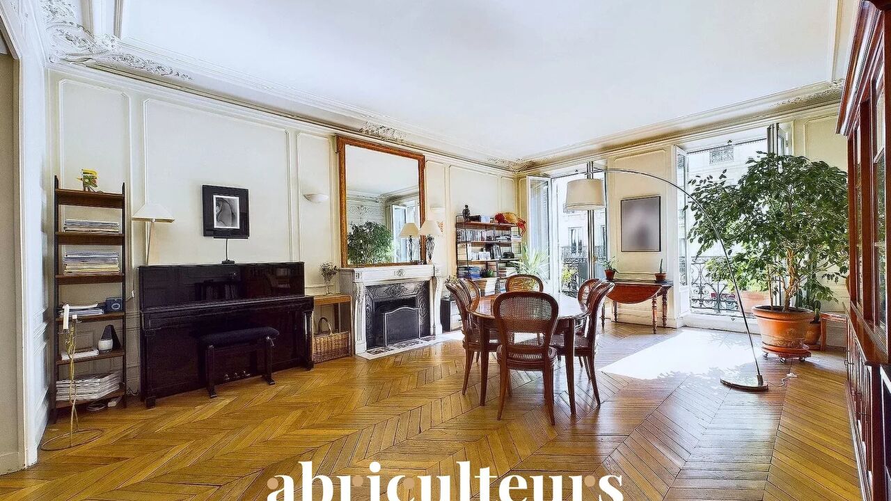 appartement 6 pièces 156 m2 à vendre à Paris 10 (75010)