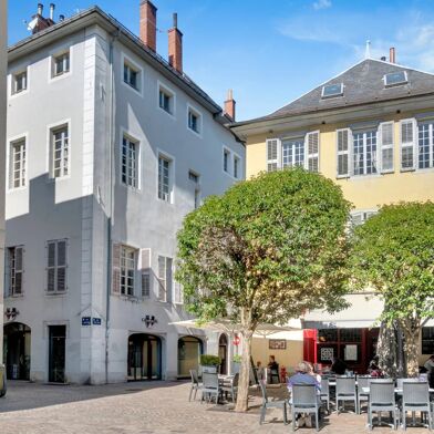 Appartement 5 pièces 485000 €