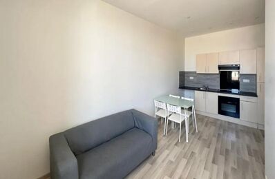 location appartement 750 € CC /mois à proximité de Marseille 3 (13003)