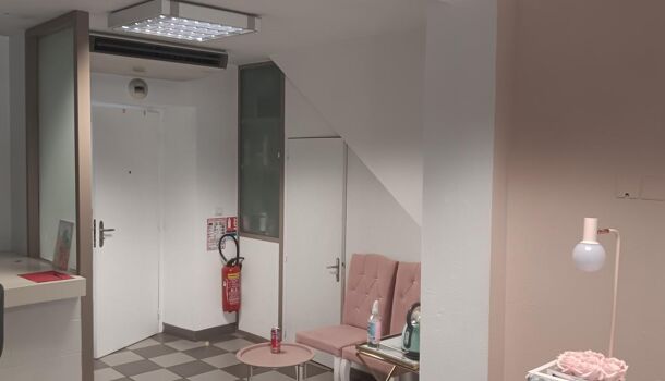 Local commercial 4 pièces  à louer Rodez 12000