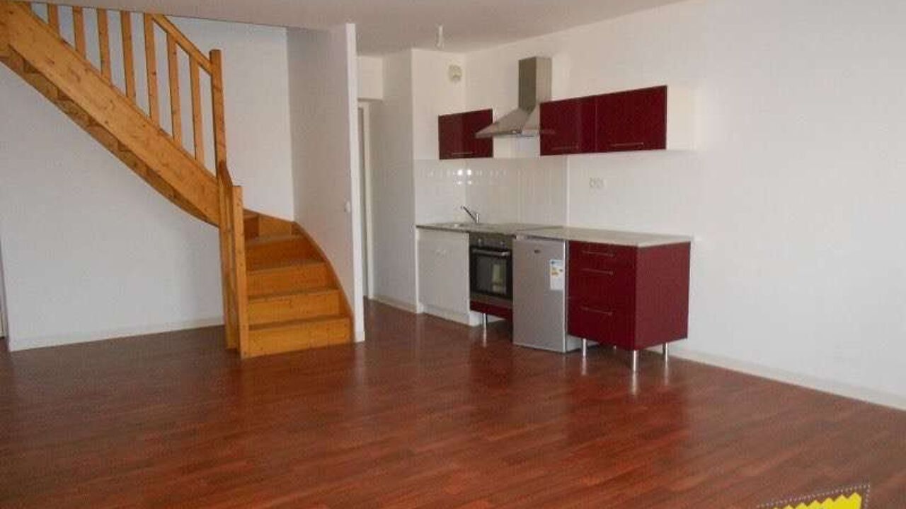 appartement 3 pièces 60 m2 à louer à Saintes (17100)