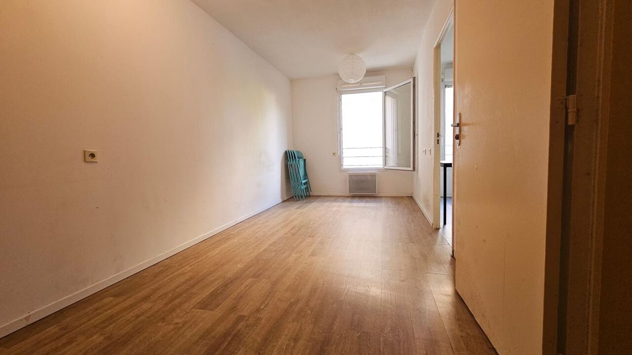 appartement 2 pièces 30 m2 à vendre à Nîmes (30000)