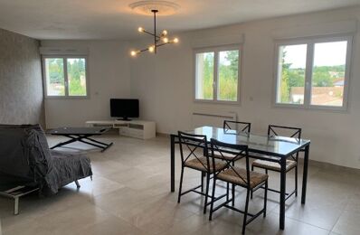 location appartement 850 € CC /mois à proximité de Saint-Mamert-du-Gard (30730)