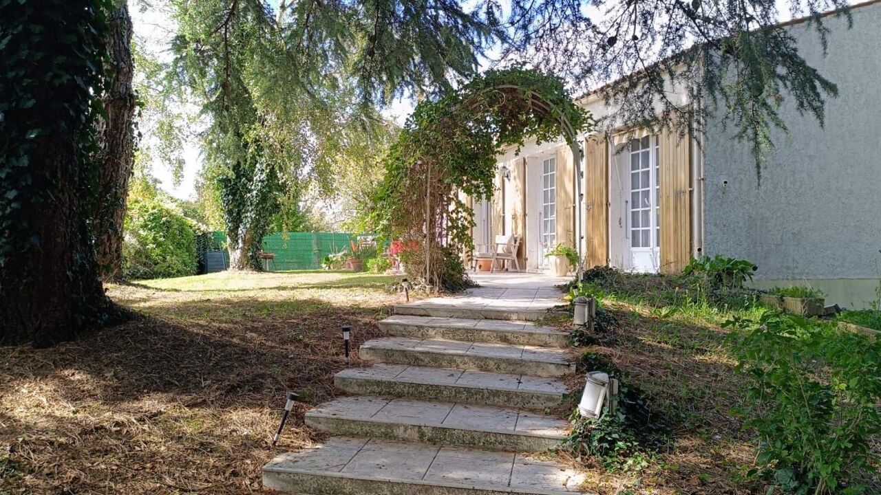 maison 7 pièces 142 m2 à vendre à Saint-Christophe (17220)