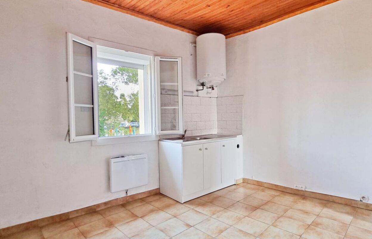 appartement 2 pièces 25 m2 à louer à Alès (30100)