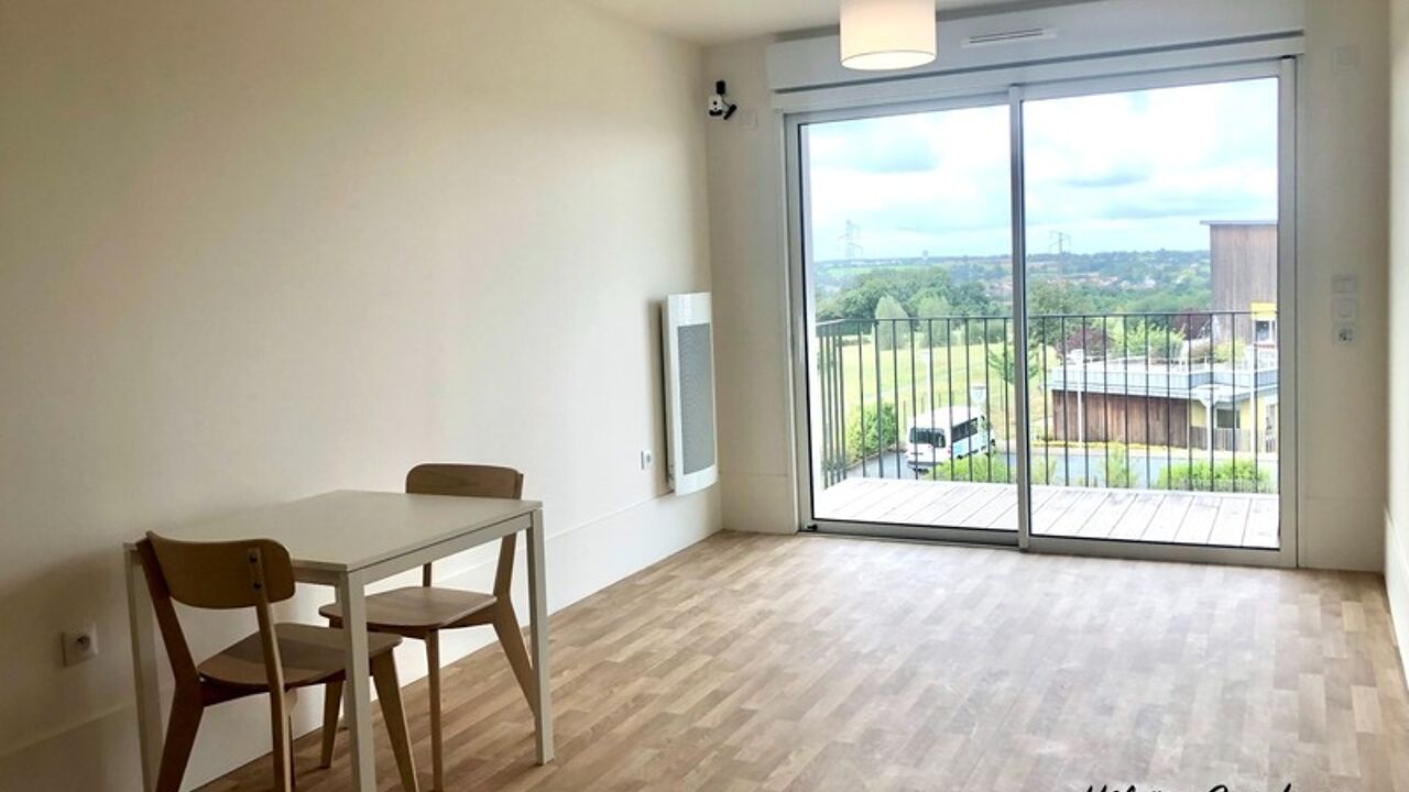 appartement 2 pièces 42 m2 à louer à Cholet (49300)