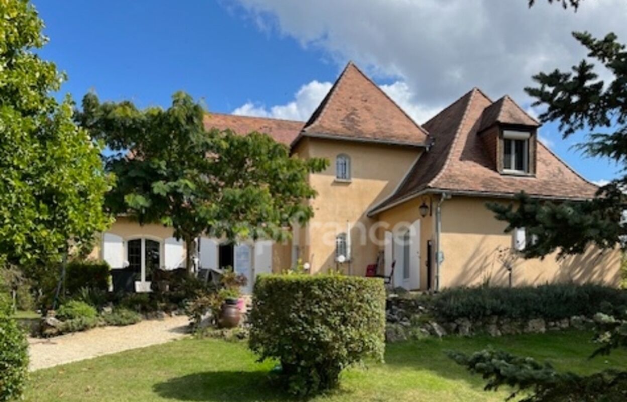 maison 6 pièces 276 m2 à vendre à Négrondes (24460)