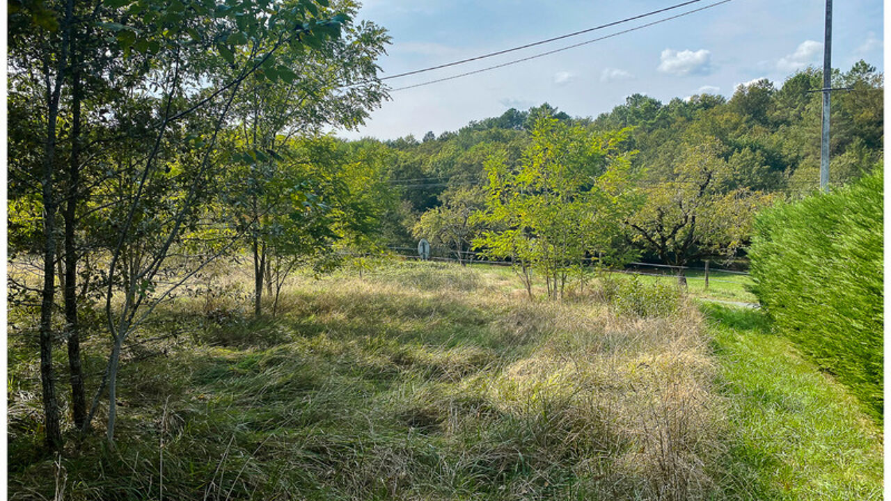 terrain  pièces 1700 m2 à vendre à Saint-Pierre-de-Côle (24800)