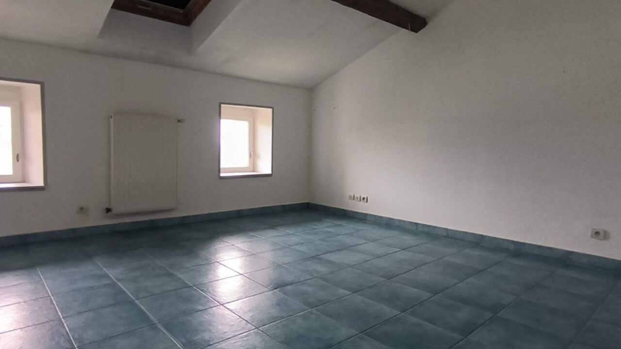 immeuble  pièces 130 m2 à vendre à Saint-Genest-Lerpt (42530)