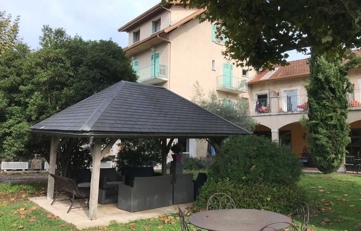 commerce 32 pièces 1200 m2 à vendre à Aix-les-Bains (73100)