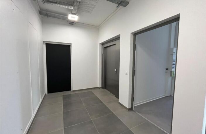 A VENDRE TOURCOING LOFT de 68m2  avec Loggia et Parking privé — photo 4