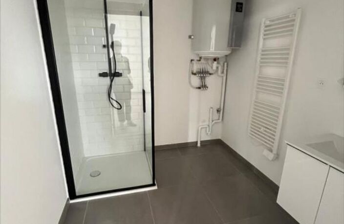 A VENDRE TOURCOING LOFT de 68m2  avec Loggia et Parking privé — photo 5