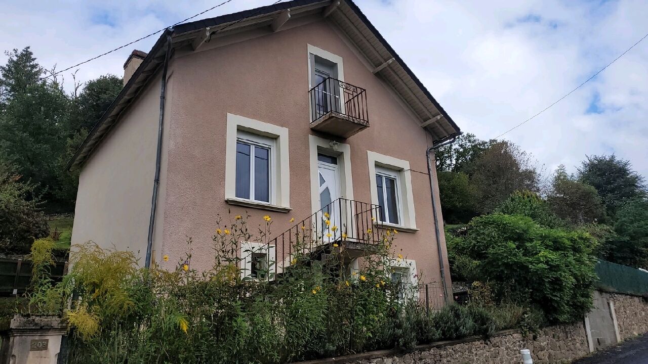 maison 6 pièces 84 m2 à vendre à Bort-les-Orgues (19110)