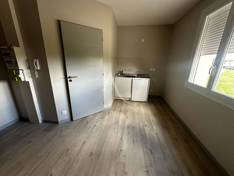 Le Séquestre, Studio de 15.5 m² — photo 1