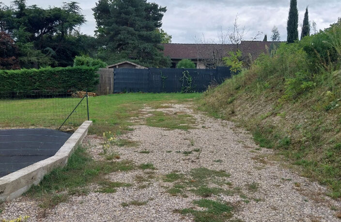 VIENNE 38200 - Quartier résidentiel sur les hauteurs de Vienne 38 - terrain à batîr de 550 m² — photo 3
