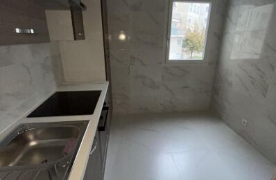 location appartement 1 250 € CC /mois à proximité de Nanterre (92000)