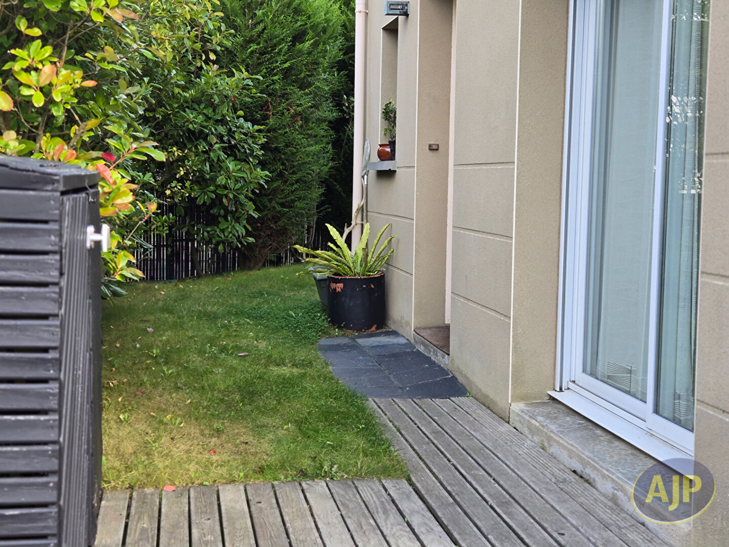 Agence immobilière de Ajp Immobilier St Marc sur Mer Tati