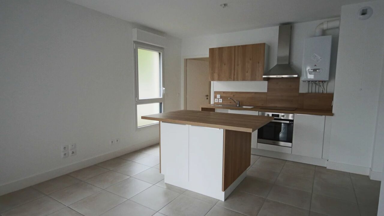 appartement 2 pièces 41 m2 à louer à Bernin (38190)